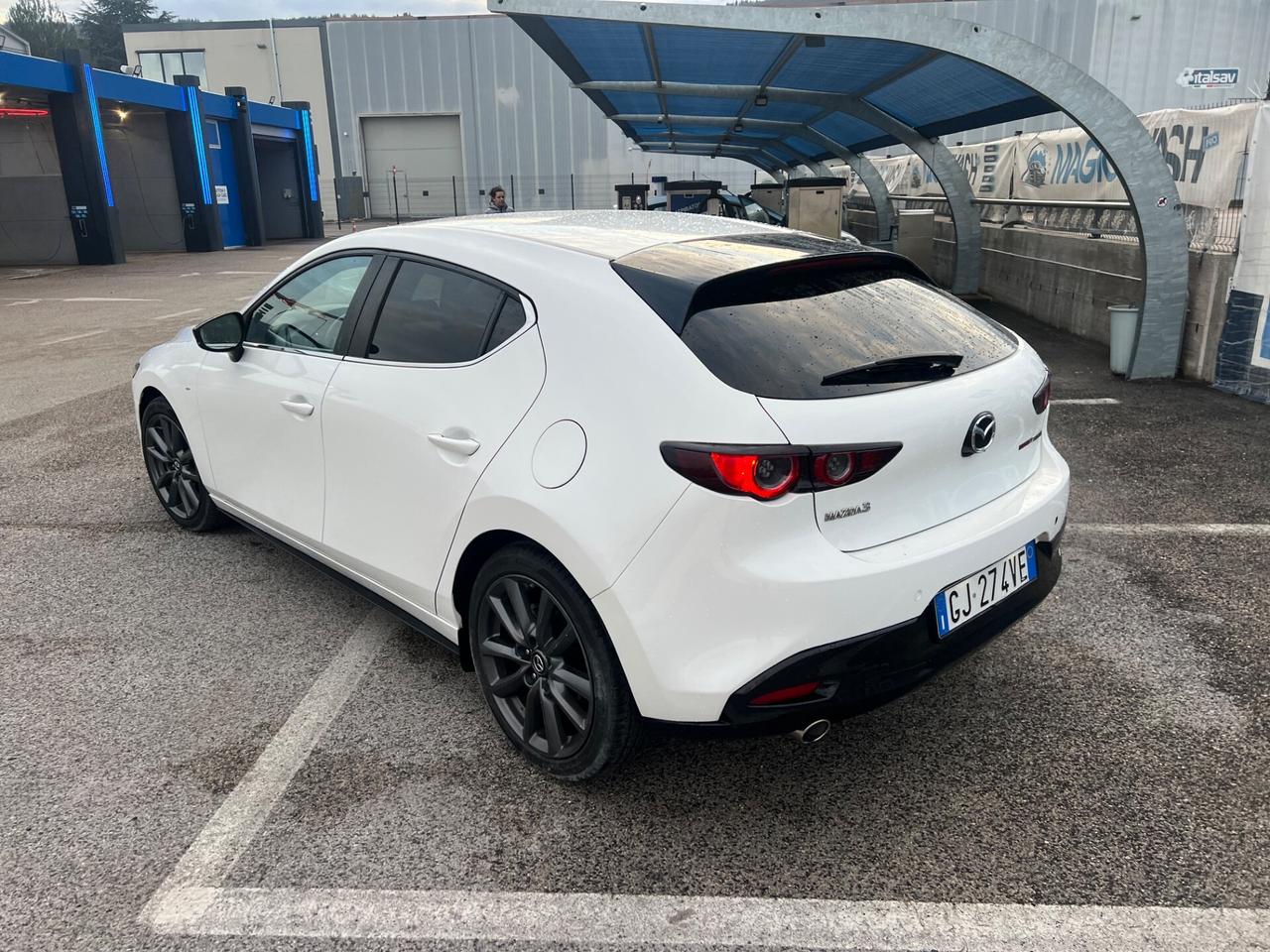 Mazda 3 Mazda3 1.8L Skyactiv-D Exceed
