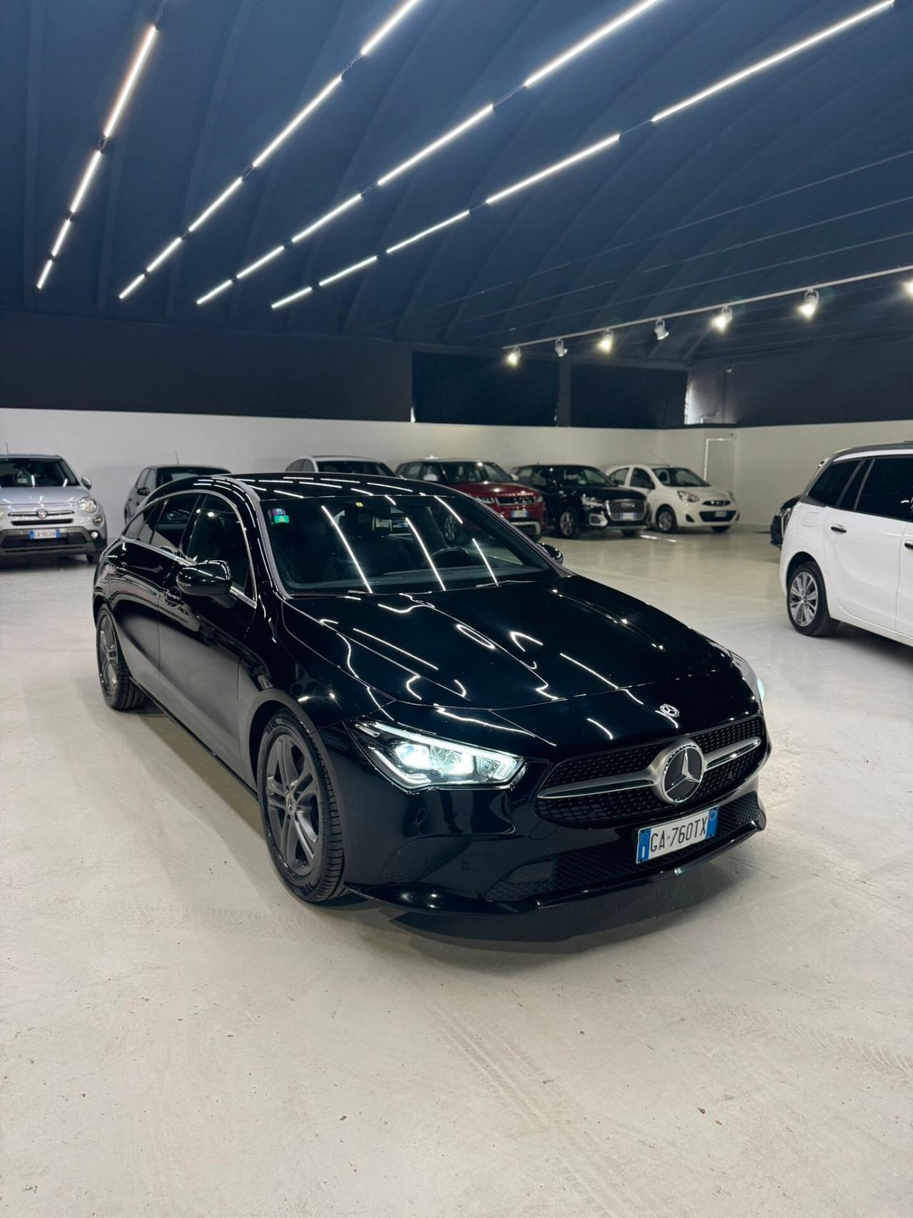 Mercedes-benz CLA 180 Shooting Brake Executive
