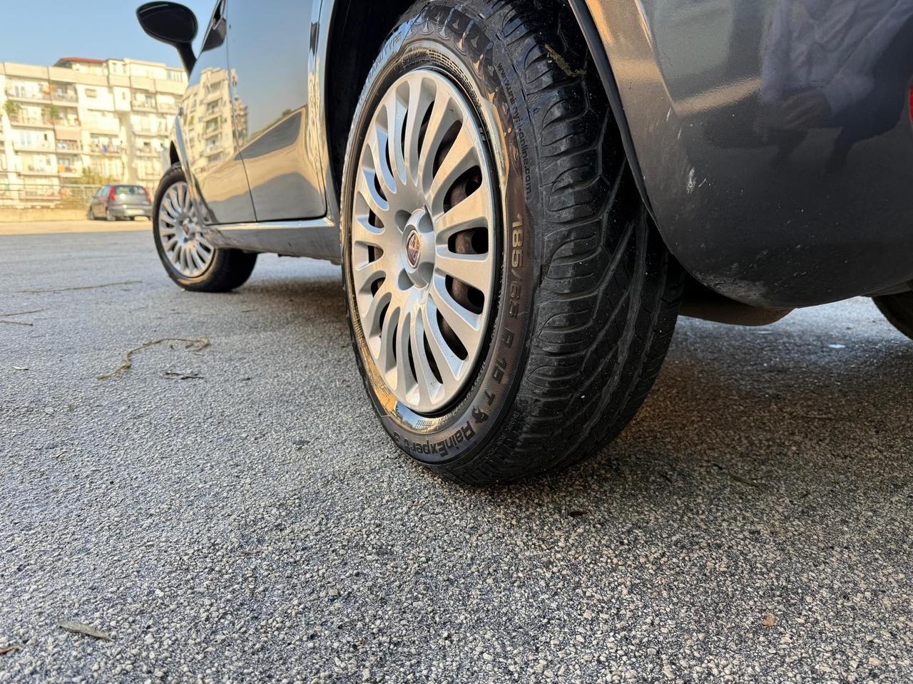 Fiat Punto Evo 1.4 5 porte Dynamic Natural Power