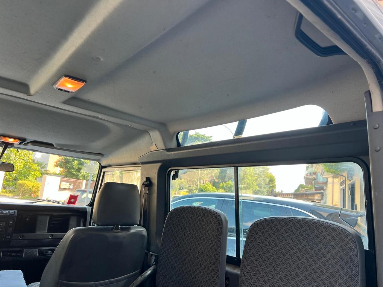 LAND ROVER DEFENDER 90 2.5 Td5 SW SE 6 posti