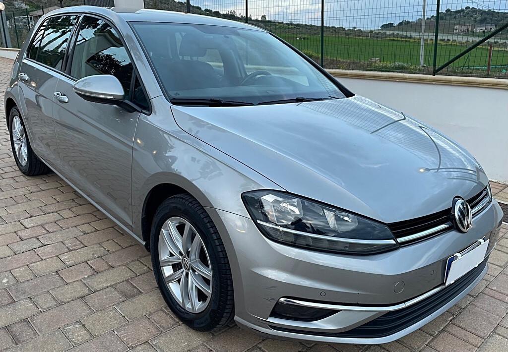 Volkswagen Golf 1.6 TDI HIGHLINE 2019