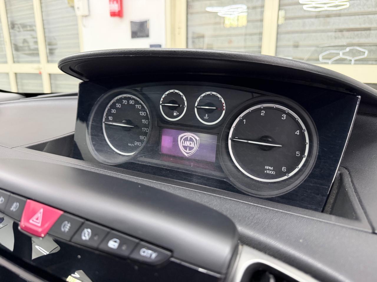 Lancia Ypsilon 1.3 MJT 95Cv