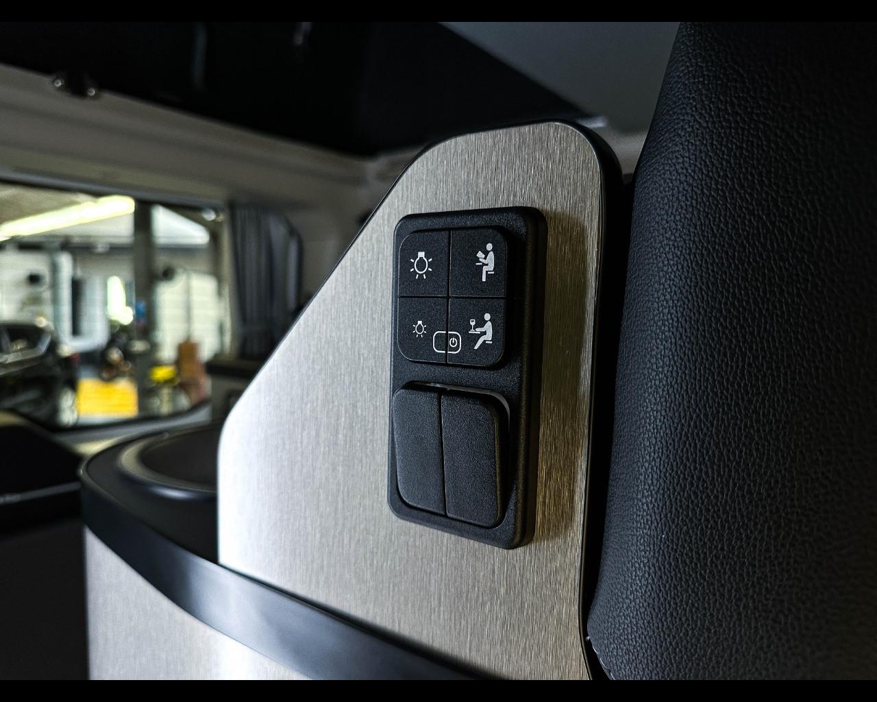 FORD Transit Custom 1ª s - Transit Custom 320 2.0 EcoBlue 150 PC-