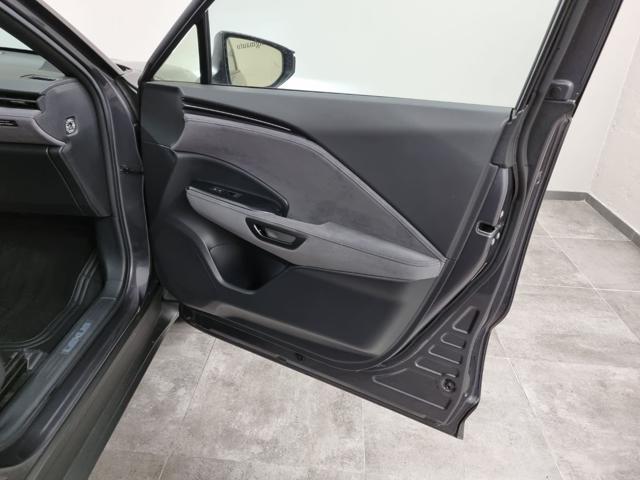 LEXUS LBX Hybrid Cool