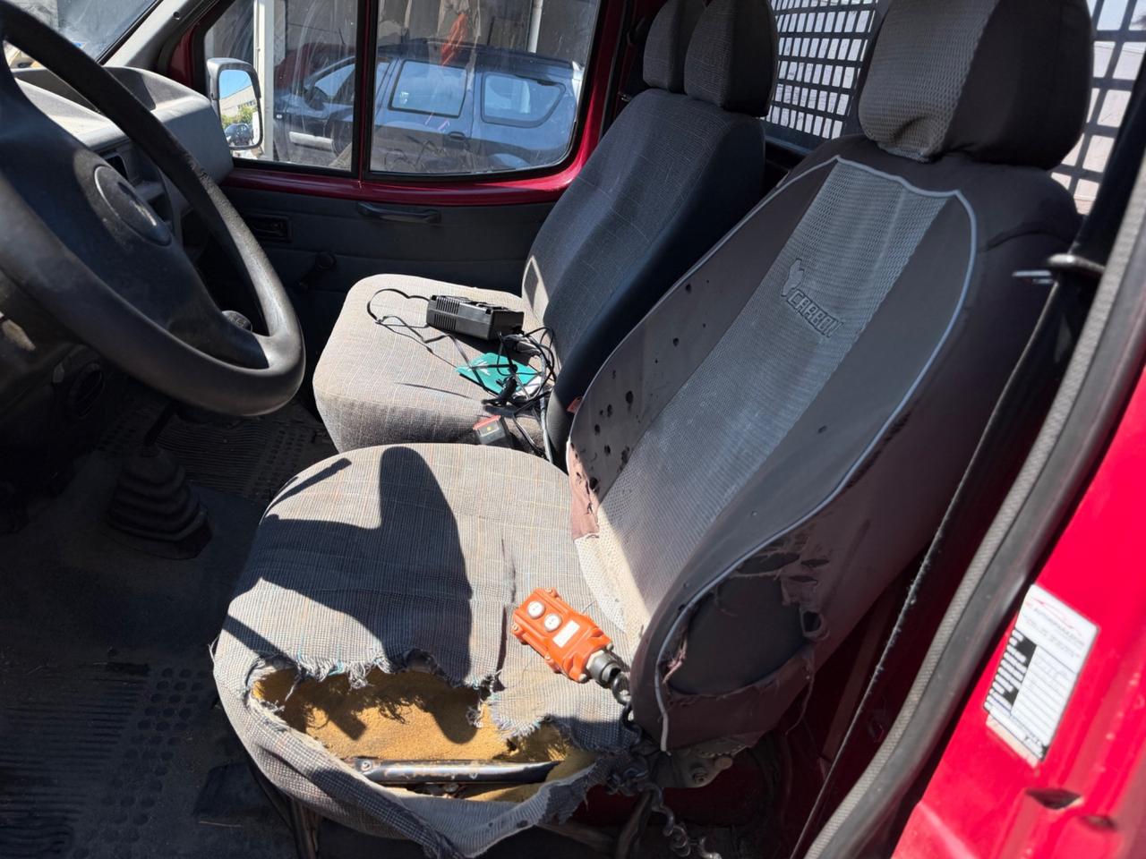 Ford Transit 100 2.5 diesel PL Cabinato