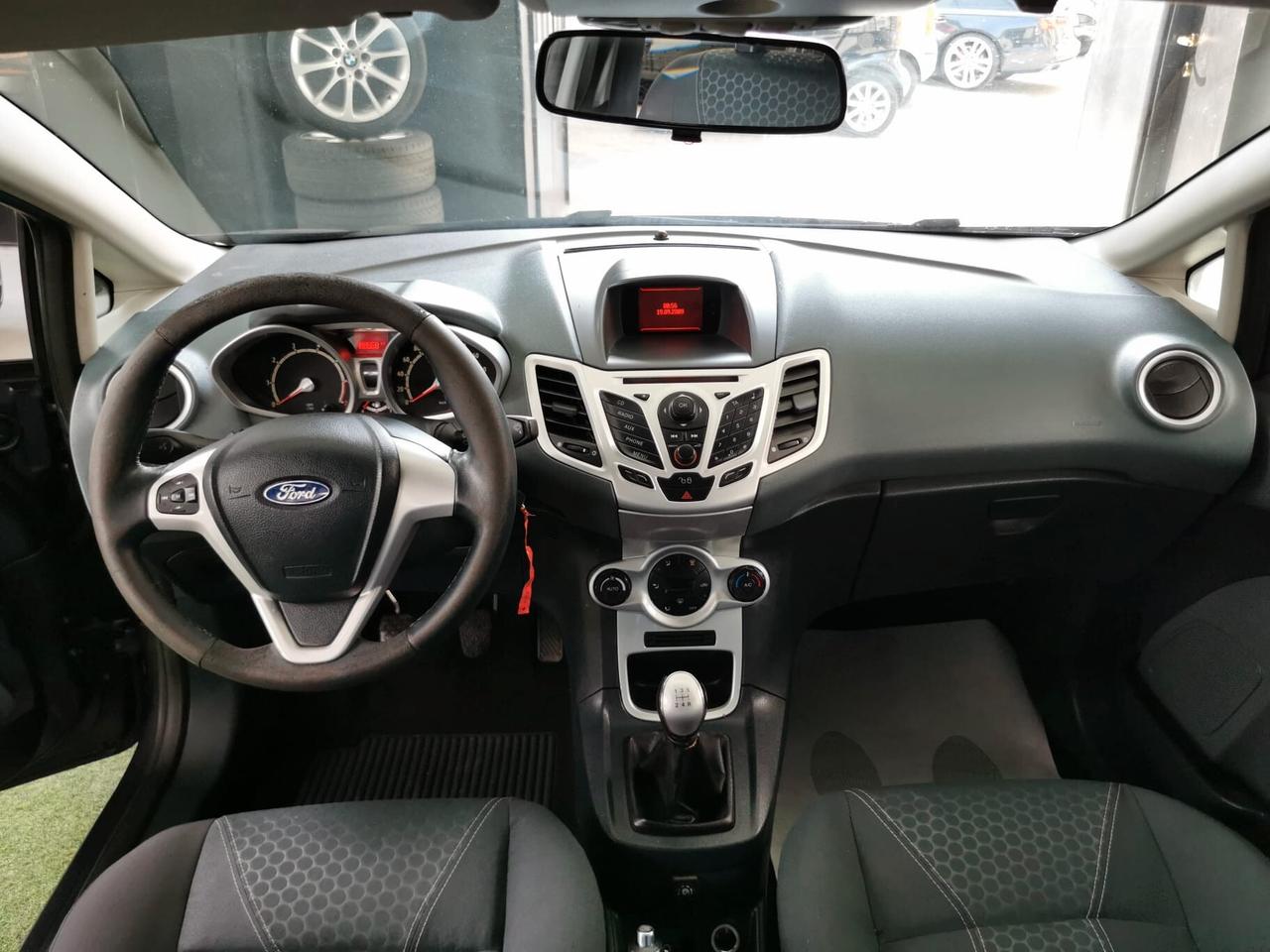 Ford Fiesta 1.4 5p Titanium GPL GARANZIA 12 MESI