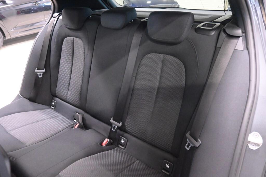 Bmw 116 116i 5p. Business Advantage