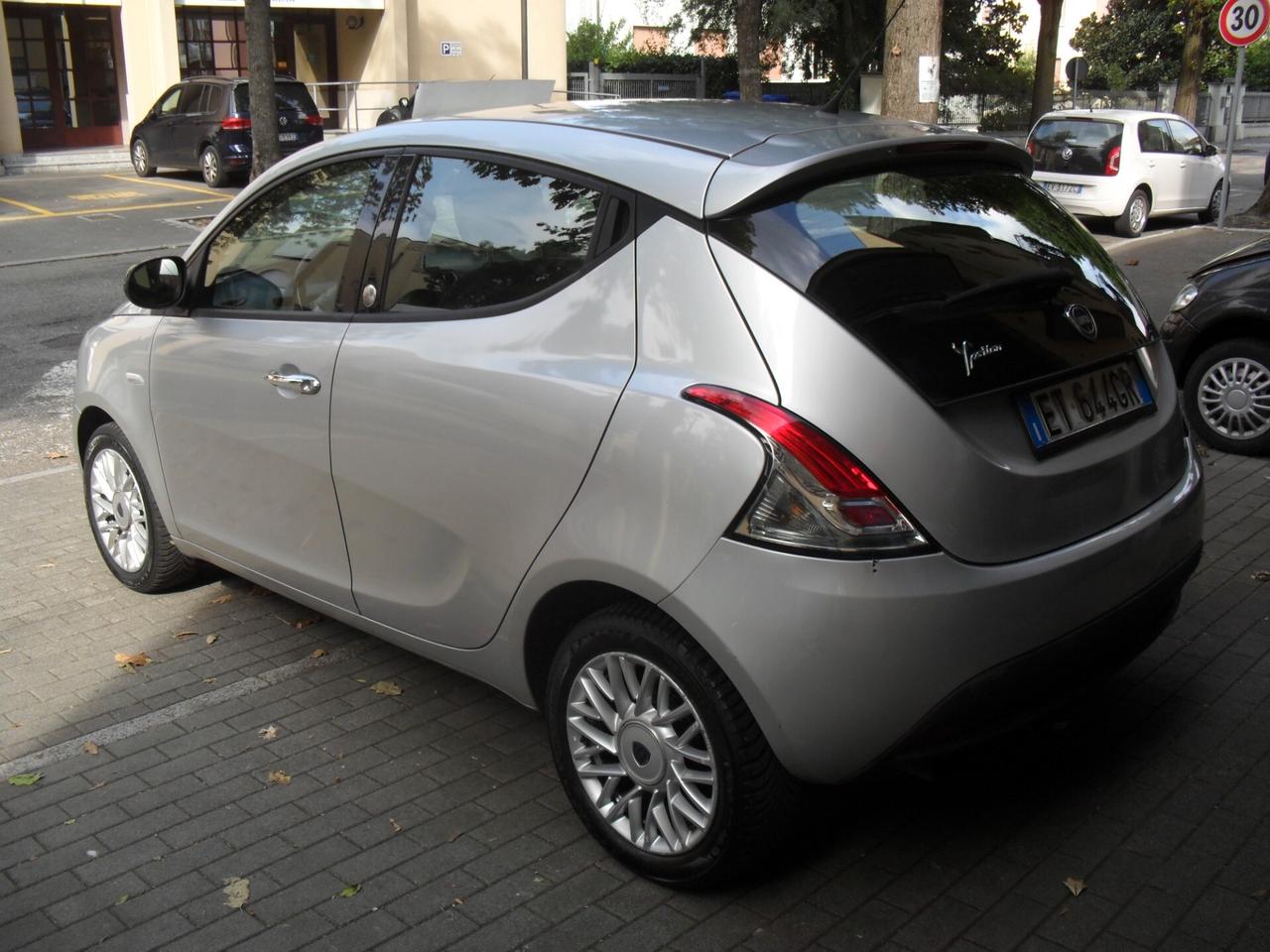 Lancia Ypsilon 1.2 69 CV 5 porte GPL Ecochic Gold