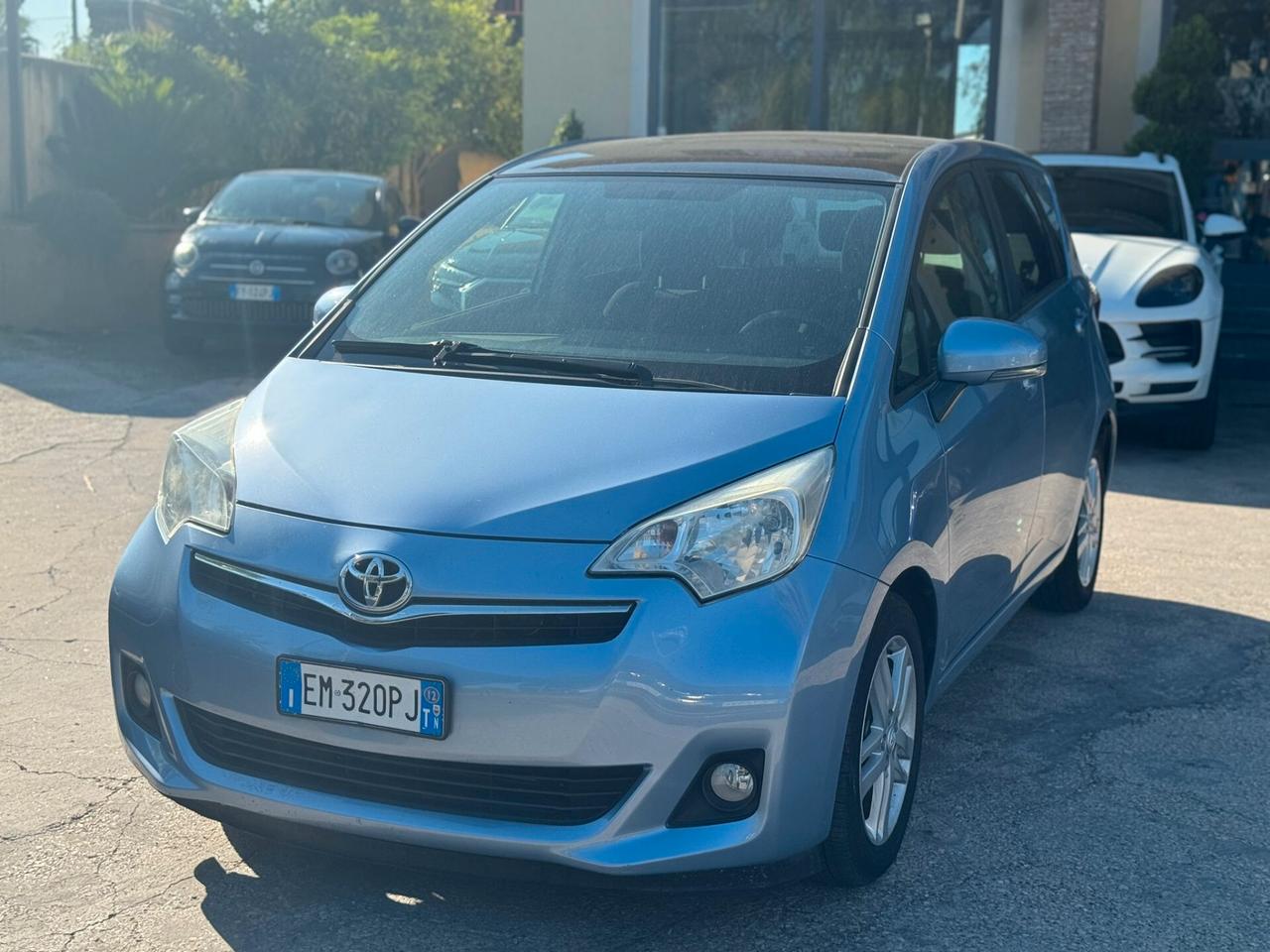 Toyota Verso-S 1.3 CVT Lounge CAMBIO AUTOMATICO