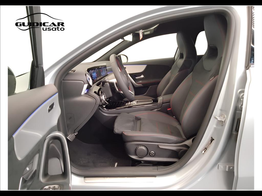 Mercedes-Benz Classe A - W177 2023 - A 180 d AMG Line Advanced Plus auto