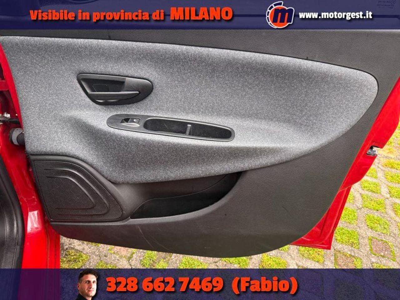 Lancia Ypsilon 1.0 FireFly 5 porte S&S Hybrid Ecochic Silver