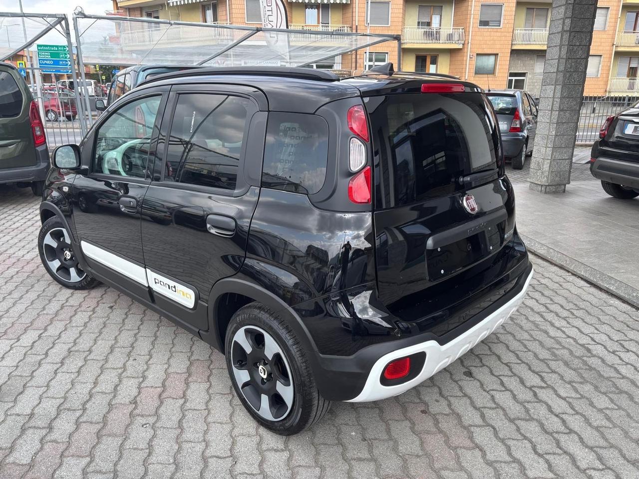 Fiat Panda Pandina 1.0 FireFly 65 CV Hybrid Cross