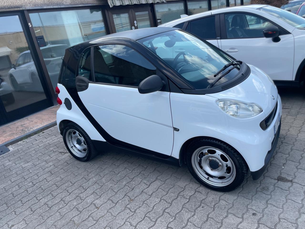 Smart ForTwo 1000 52 kW coupé passion