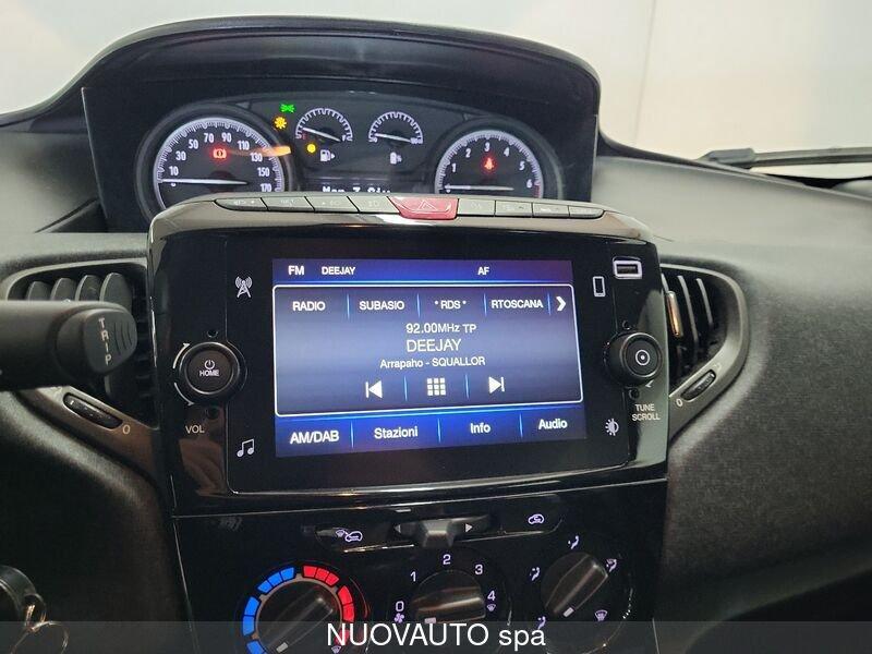 Lancia Ypsilon 1.0 FireFly 5 porte S&S Hybrid Gold
