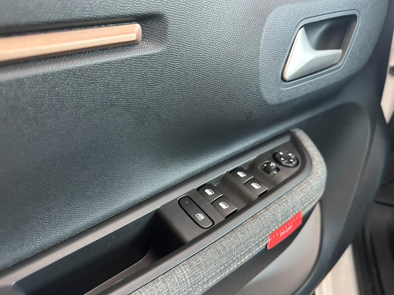 Citroen C3 Aircross Turbo 100 CV Plus "Km 0"