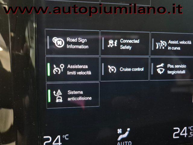 VOLVO XC60 B4 (d) AWD Geartronic Business Plus