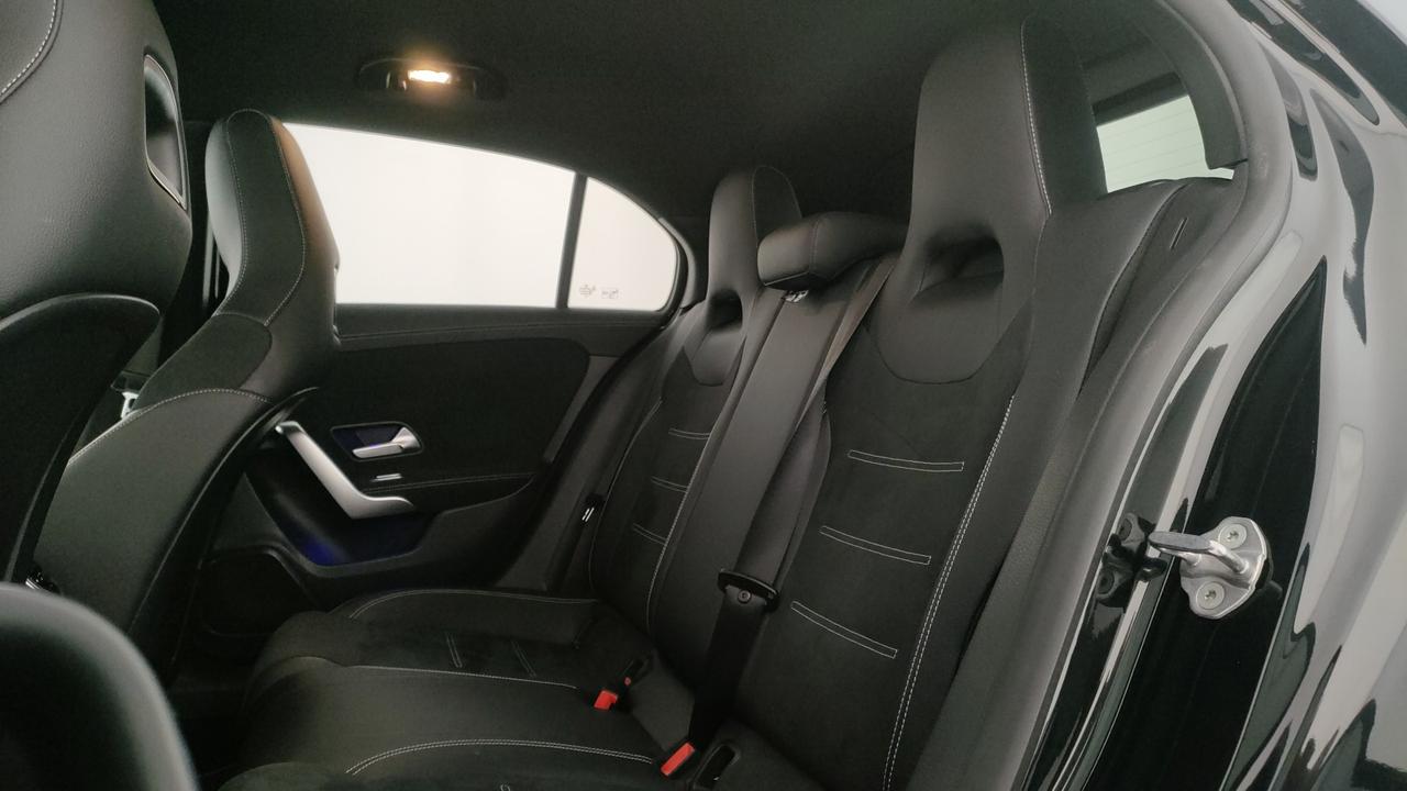 Mercedes-Benz Classe A - W177 2018 - A 180 d Premium auto