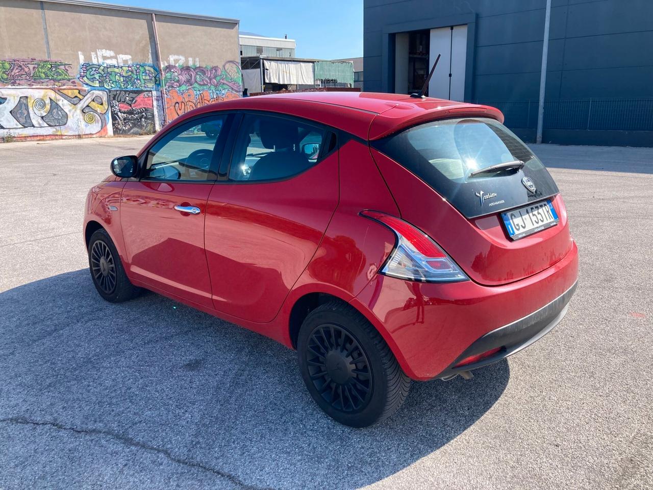 Lancia Ypsilon 1.2 69 CV 5 porte GPL Ecochic Silver