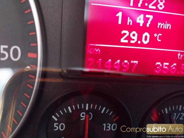 VOLKSWAGEN Golf 2.0 16V TDI 5p. Sportline