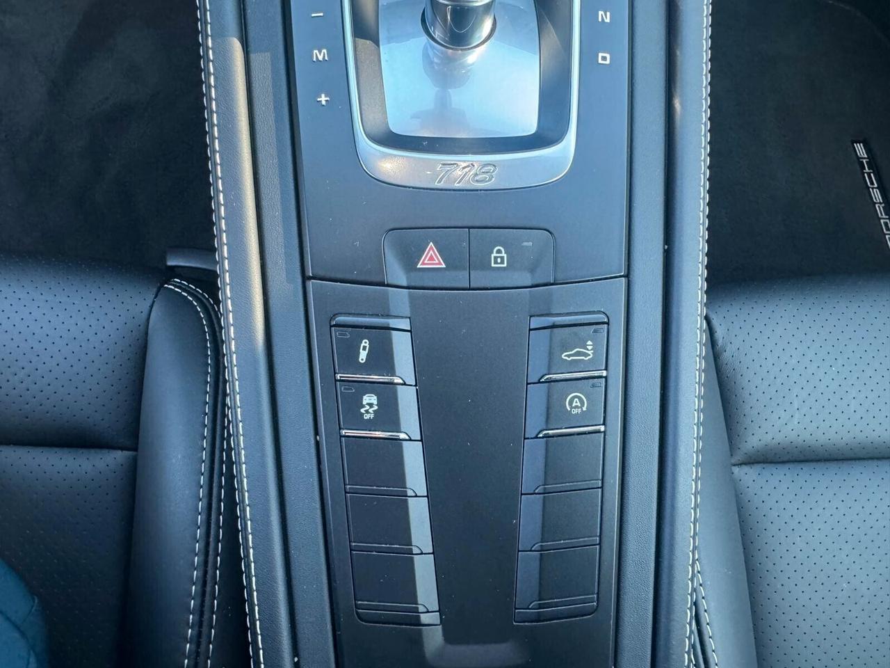 Porsche Cayman style edition sport design