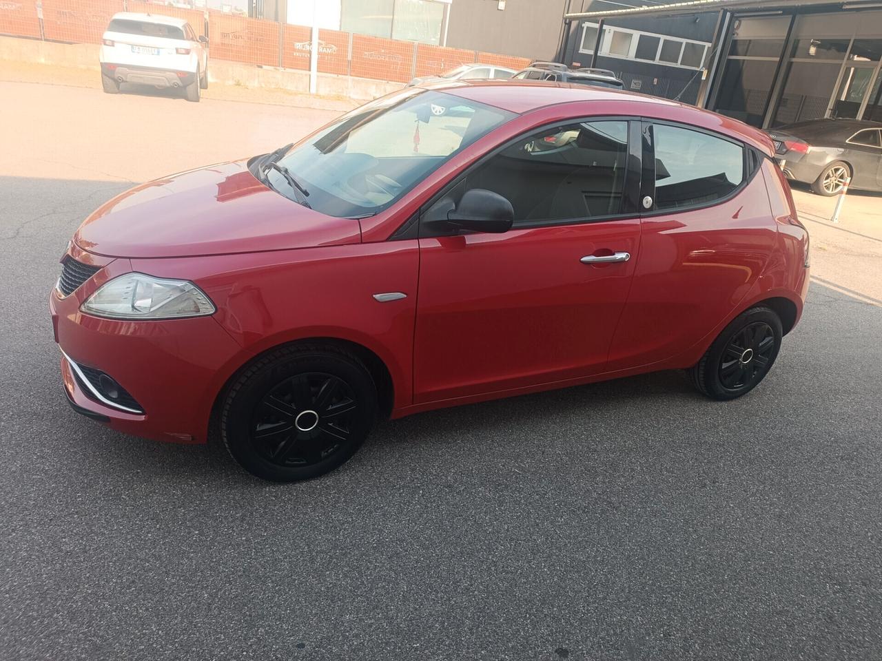 Lancia Ypsilon 1.2 gpl