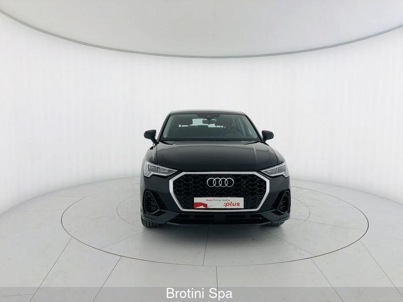 Audi Q3 SPB 45 TFSI e S tronic Business Plus