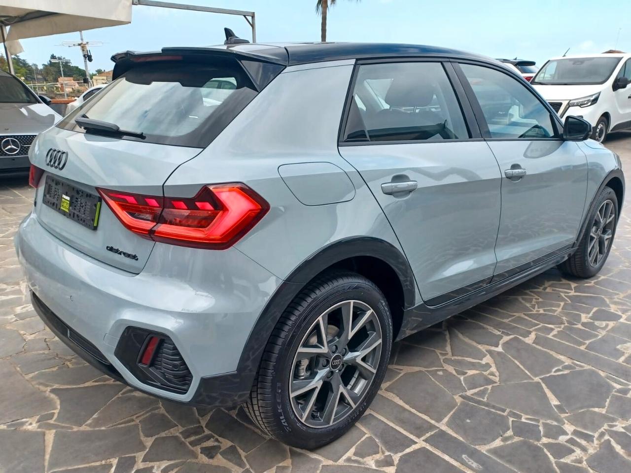 Audi A1 allstreet 30 TFSI S tronic Identity Contrast