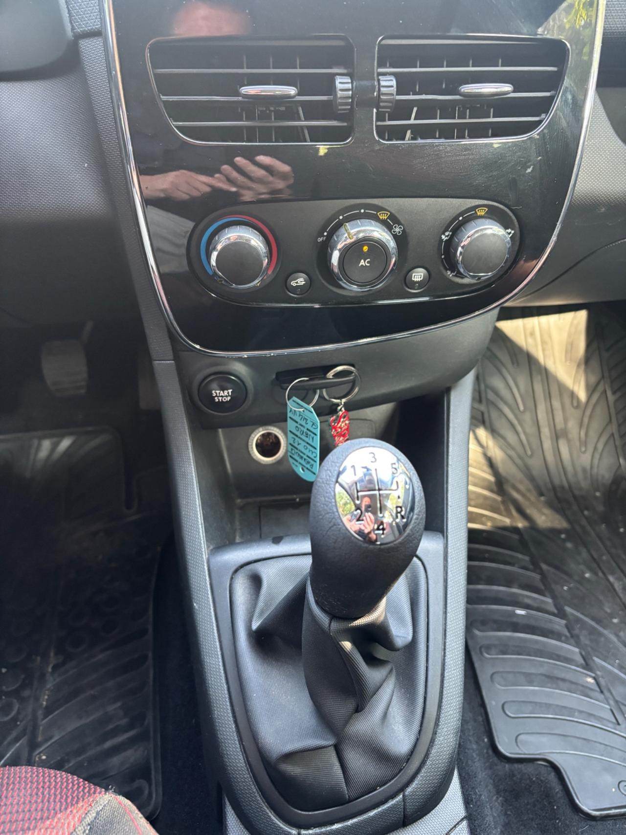 Renault Clio 1.2 75CV 5 porte Live
