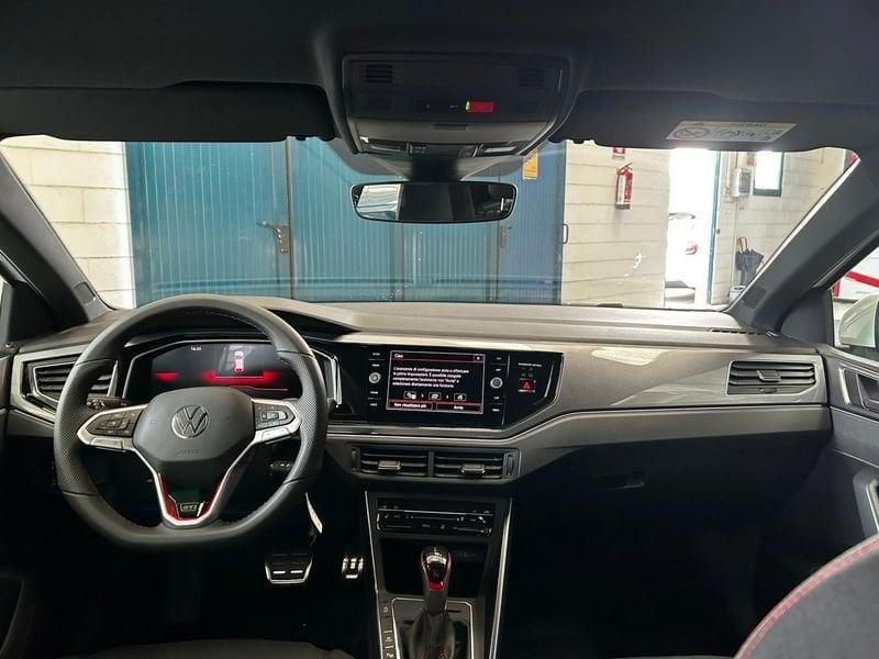 Volkswagen Polo 2.0 TSI DSG GTI