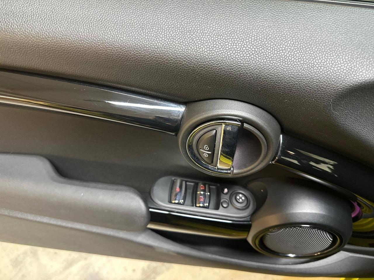 MINI Mini Cabrio Cooper S JCW