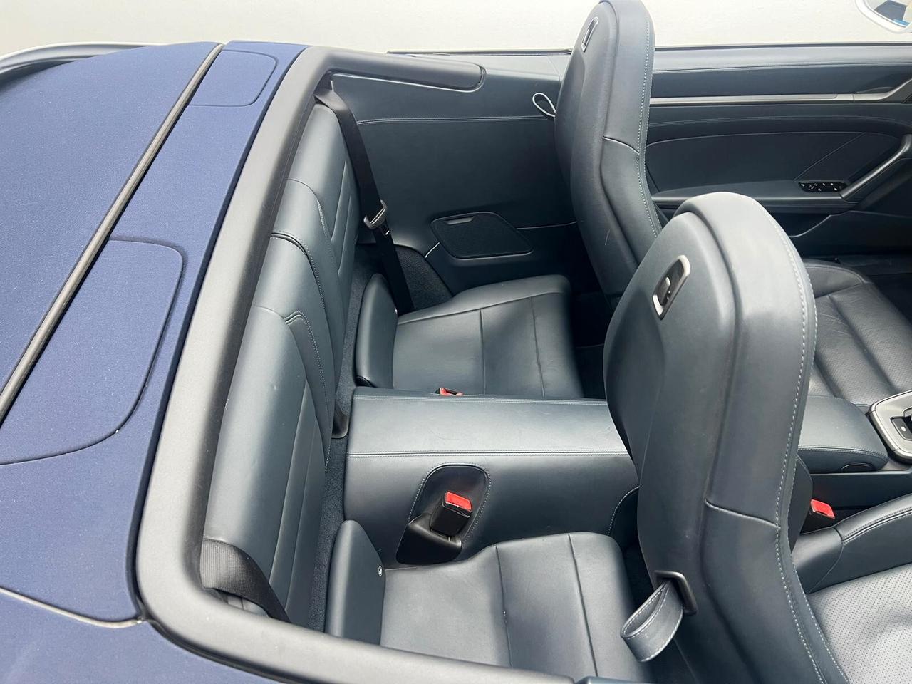 Porsche 911 Carrera 4S Cabriolet