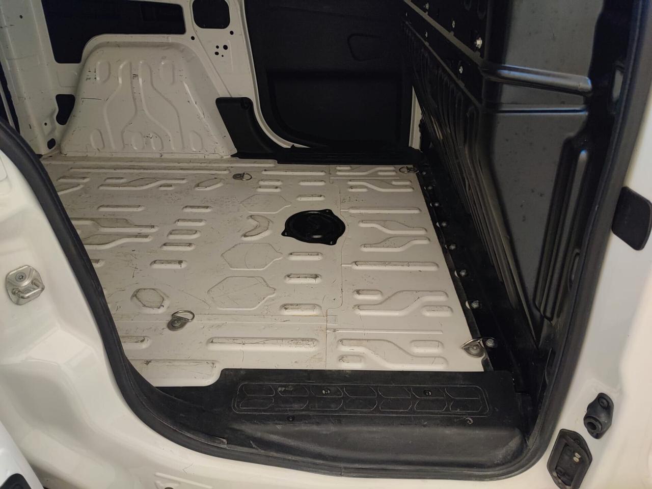 Fiat Doblo' 1.6 mjt Van 2 posti 105 cv