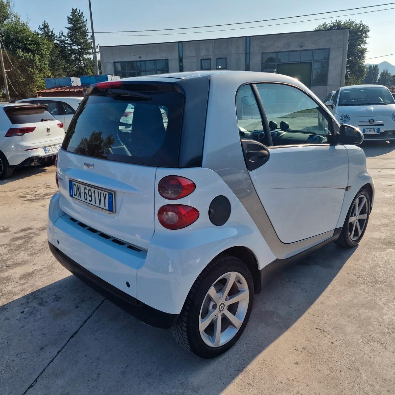 Smart ForTwo 1000 52 kW coupé passion ottime condizioni