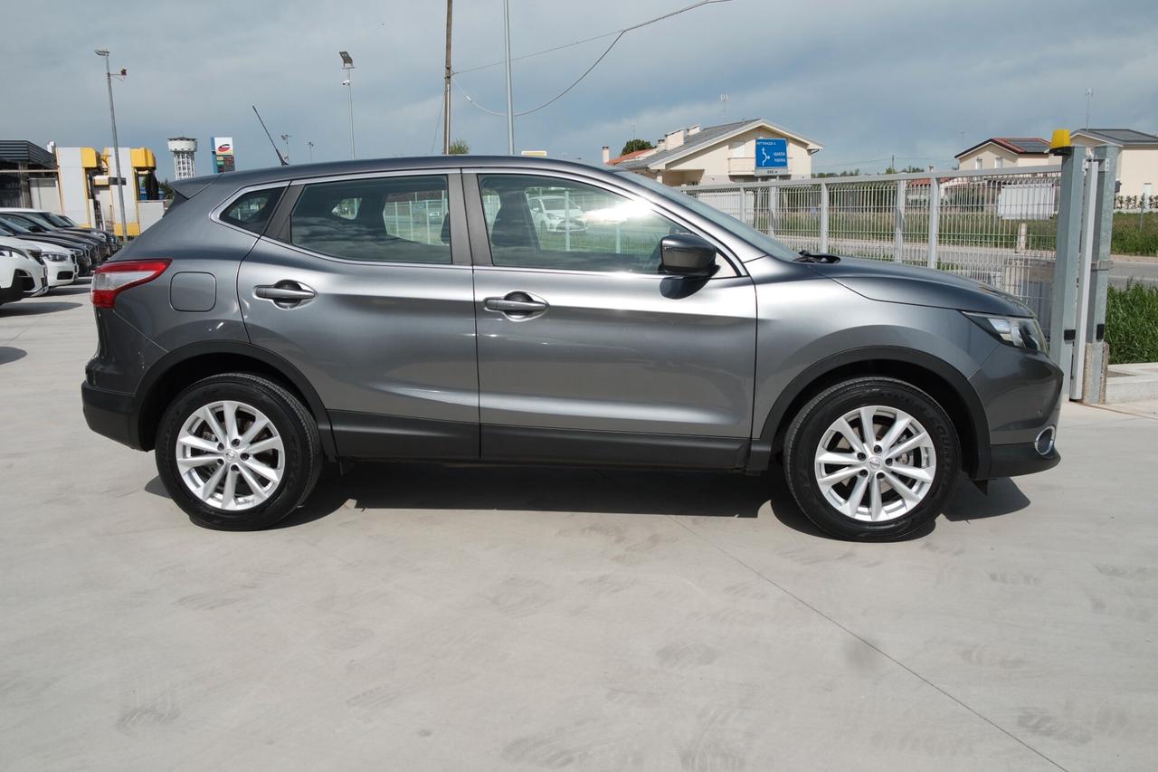 Nissan Qashqai 1.2 DIG-T Acenta