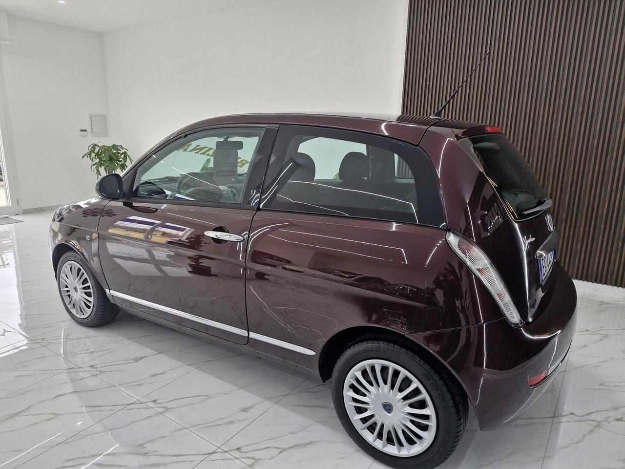 LANCIA YPSILON 1.2 BENZINA 69CV ANNO 2011 90000KM