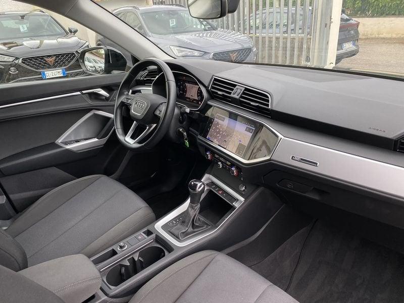 Audi Q3 Business 2.0 TDI 150CV S-Tronic 35