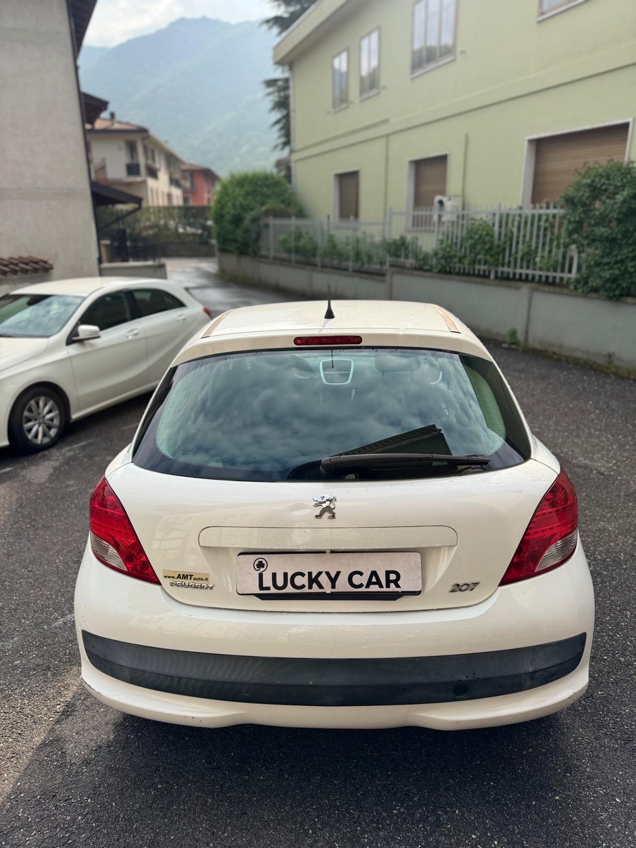 Peugeot 208 1.4 HDi 68 CV 5 porte Active