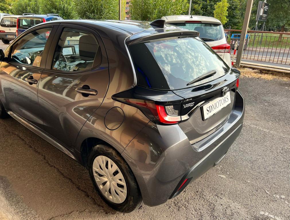 Toyota Yaris 1.0 Active *Promo SD 2025*