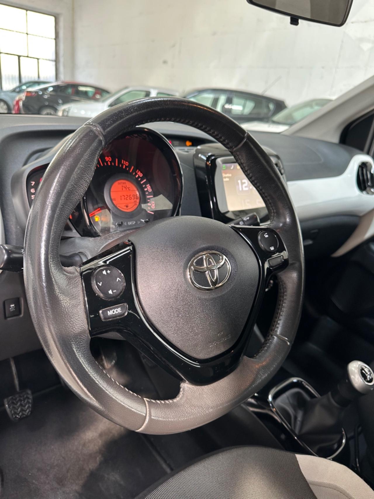 Toyota AYGO 1.0 VVT-i 69 CV 5P FULLOPT KMCERT NAVI