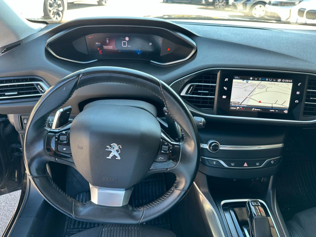 Peugeot 308 BlueHDi 130 S&S EAT8 SW Allure