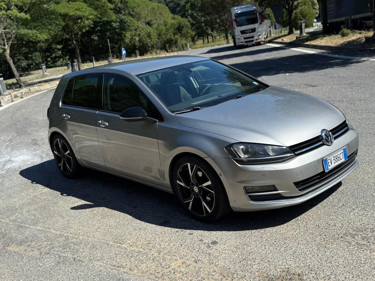 Volkswagen Golf 2.0 TDI 5p. Highline BlueMotion Technology