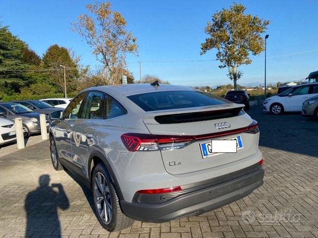 AUDI Q4 e-tron Q4 SPB 40 e-tron Business Advance