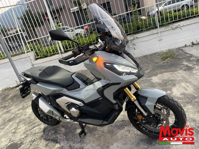 HONDA X-ADV 750 ABS