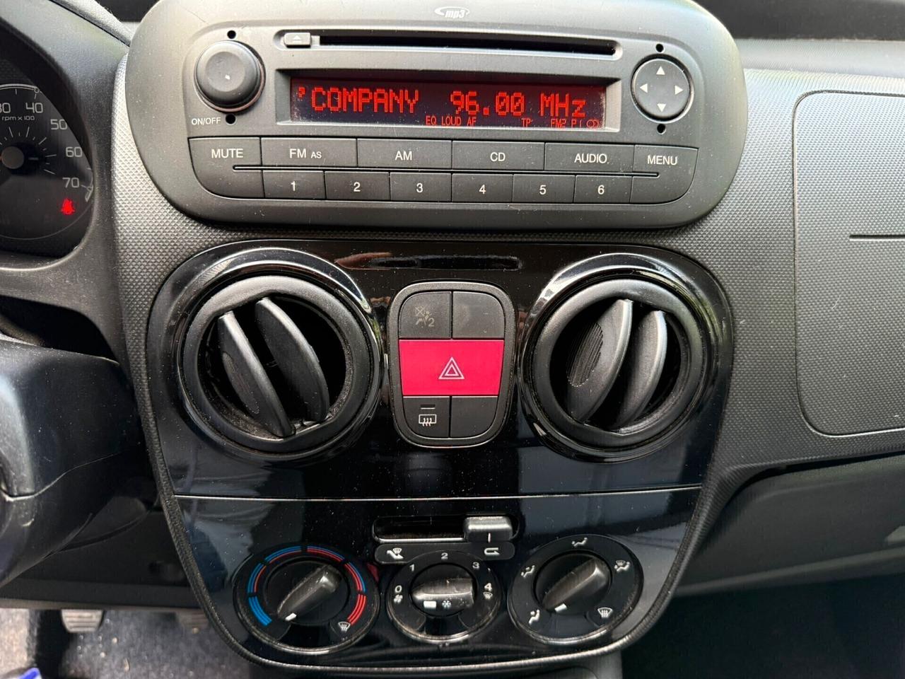 Fiat Qubo 1.3 MJT 75 CV gancio traino