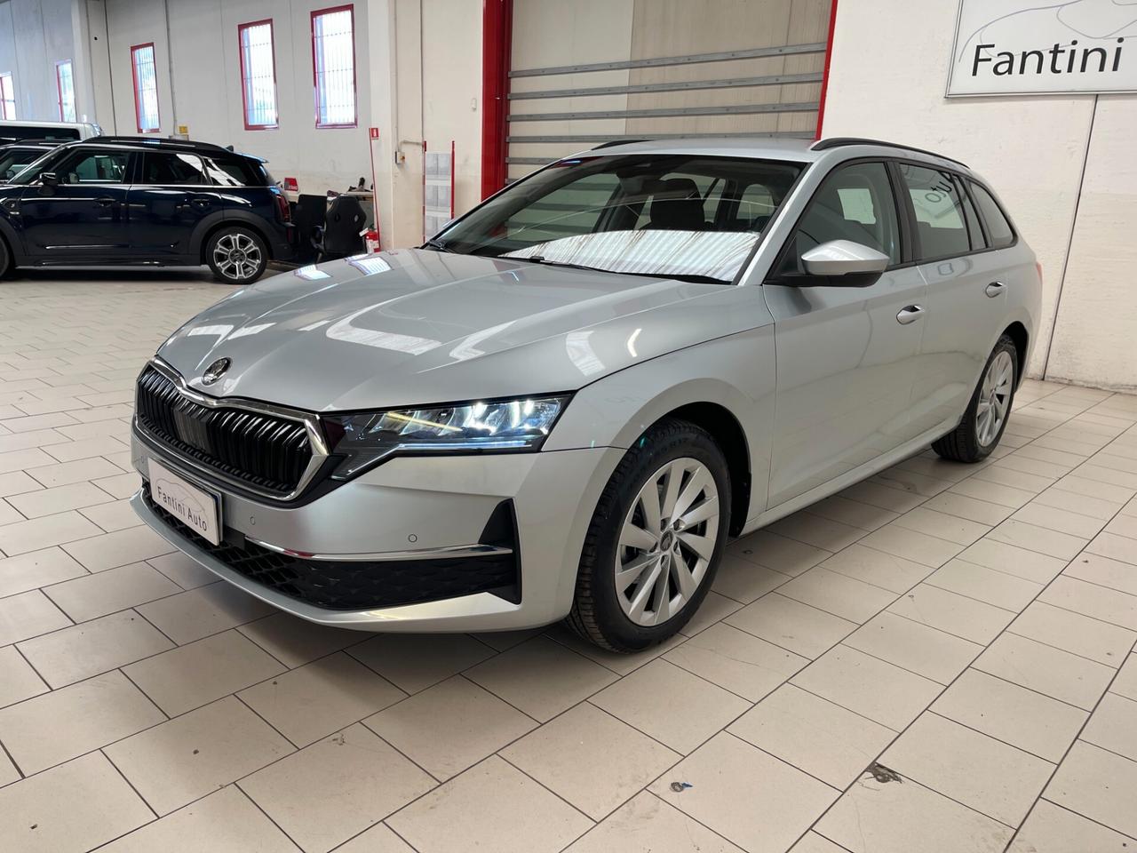 Skoda Octavia Wagon Executive 2.0 TDI 150cv DSG-LEGGI SOTTO