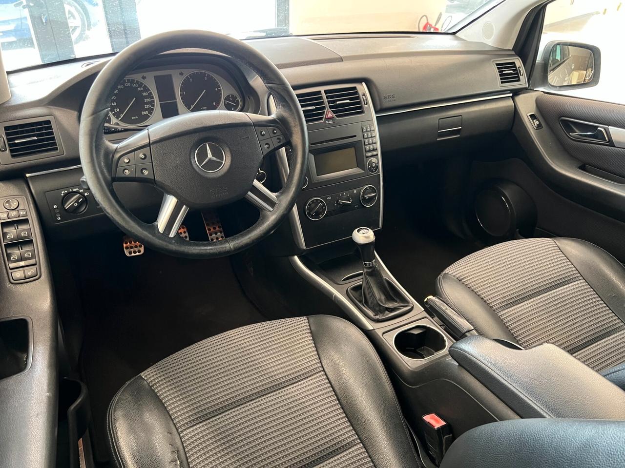 Mercedes-benz B 180 CDI