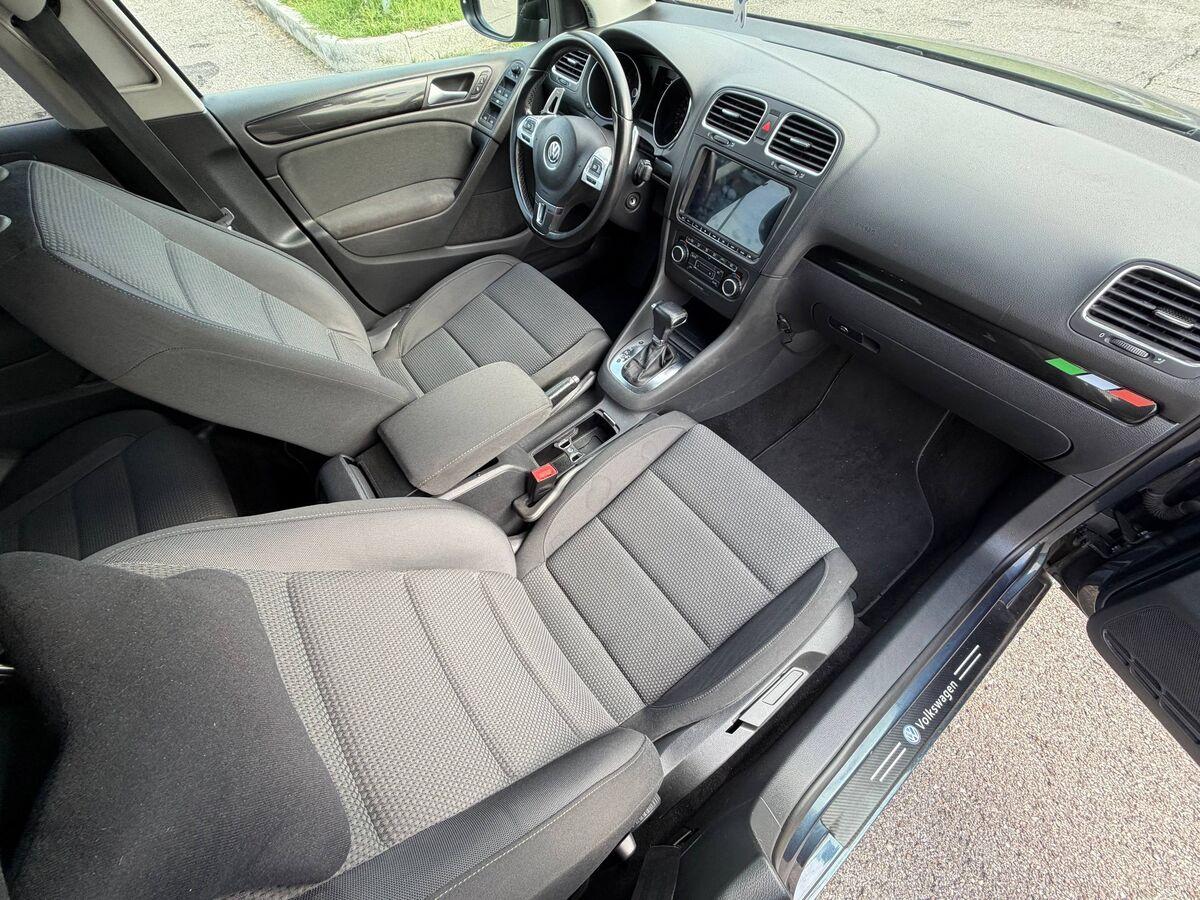 Volkswagen Golf 1.4 tsi Highline 5p dsg