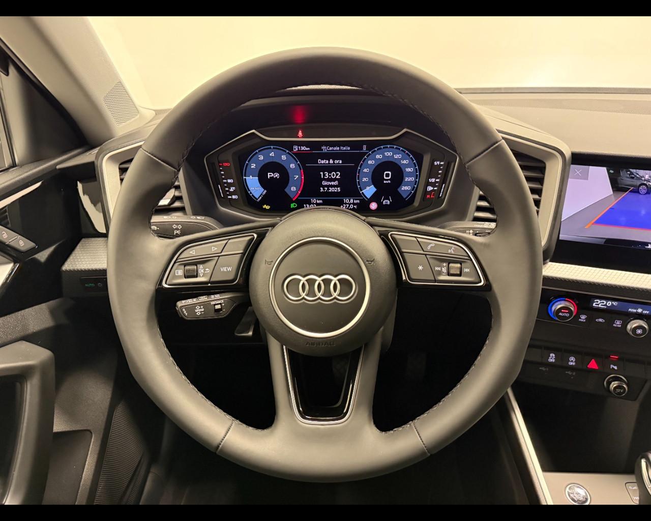 AUDI A1 ALLSTREET 30 TFSI S-TRONIC IDENTITY CONTRAST