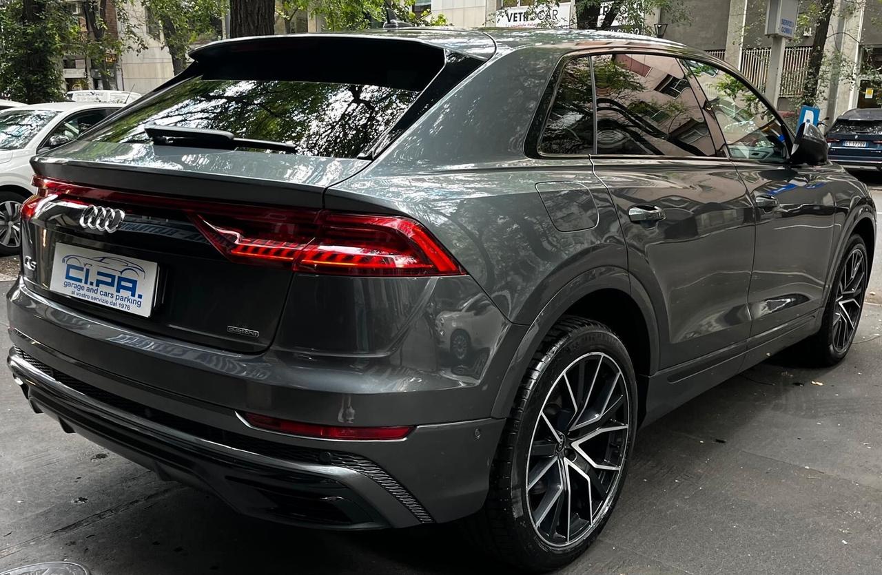 Audi Q8 55 TFSI S line quattro tiptronic Sport