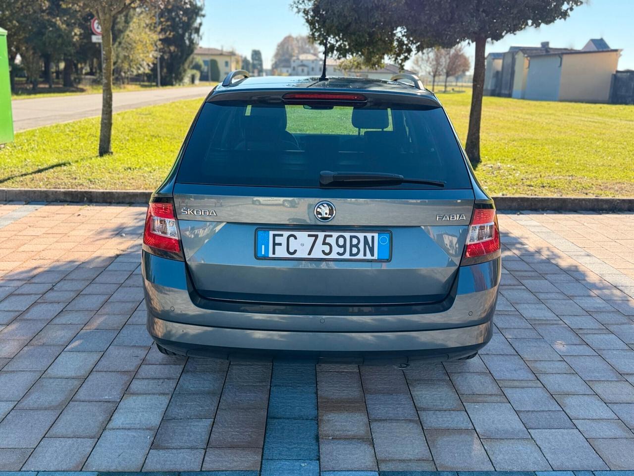 Skoda Fabia 1.4 TDI 90 CV DSG Wagon neopatentati